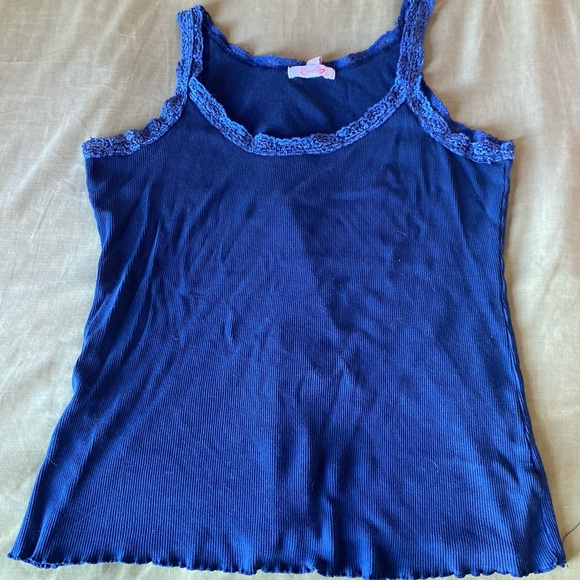 Zena Tops - Y2K Zena Navy Camisole with Lace trim
